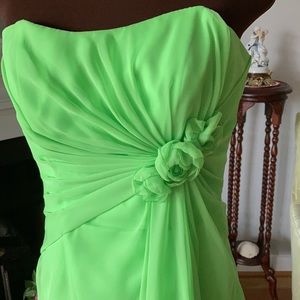 Fully lined stunning formal dress 👗